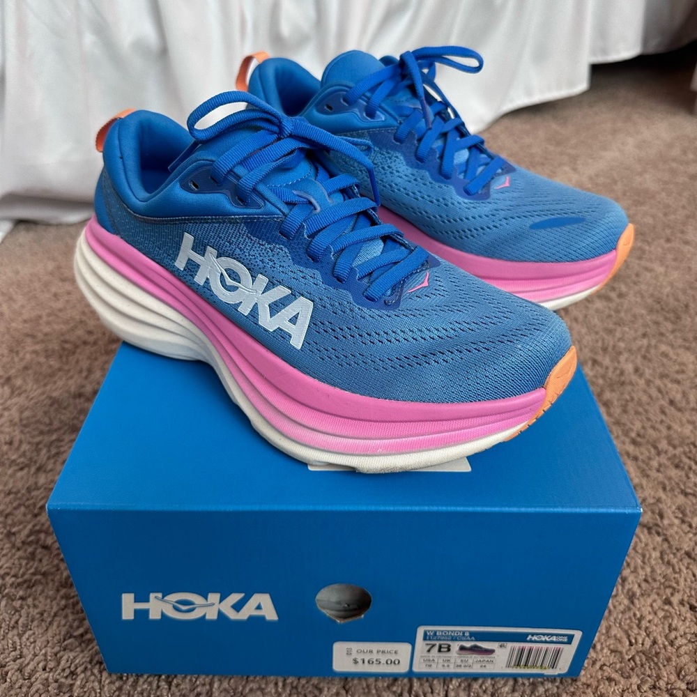 Hoka Bondi 8 Sneakers